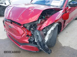 2021 Ford Mustang Mach-E Premium z VIN 3FMTK3R71MMA08132, wystawiony jako IAAI lot #42019112 z przebiegiem 38 024 mil mil oraz . Historia ofert i sprzedaży dostępna na DreamBid. Obrazek 6.