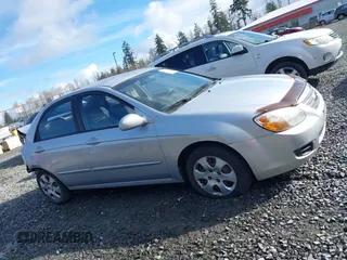 2007 Kia Spectra EX with VIN KNAFE121375453966, listed as a IAAI auction lot 41775758 with 211,586 mi miles. Bid and sale history available at carsss.com. Image 14.