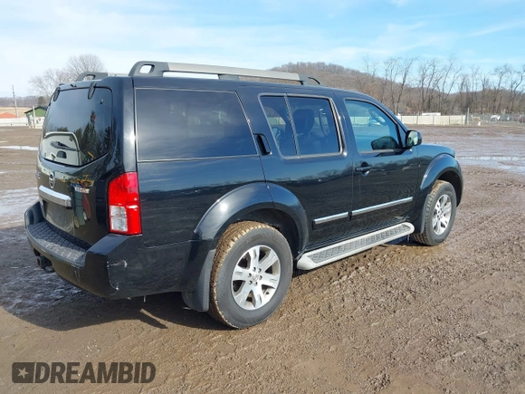 2012 Nissan Pathfinder SV z VIN 5N1AR1NB0CC640976, wystawiony jako IAAI lot #41587603 z przebiegiem 227 996 mil mil oraz . Historia ofert i sprzedaży dostępna na DreamBid. Obrazek 4.