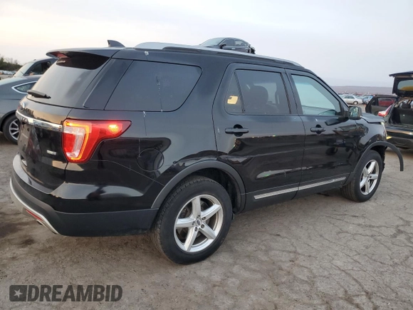 2017 Ford Explorer XLT z VIN 1FM5K8DH2HGA48337, wystawiony jako Copart lot #48698305 z przebiegiem 130 341 mil mil oraz Szkoda całkowita • Salvage title. Historia ofert i sprzedaży dostępna na DreamBid. Obrazek 3.