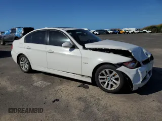 2007 BMW 3 Series 328i with VIN WBAVA33507PG49424, listed as a Copart auction lot 44634465 with 178,634 mi miles and Salvage Title. Bid and sale history available at DreamBid. Image 4.