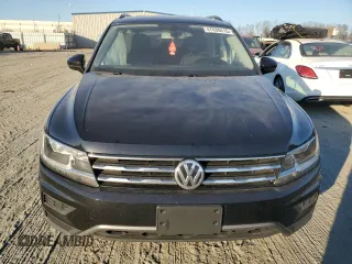 2020 Volkswagen Tiguan SE with VIN 3VV3B7AX5LM139832, listed as a Copart auction lot 47030415 with 70,894 mi miles and Salvage Title. Bid and sale history available at DreamBid. Image 5.