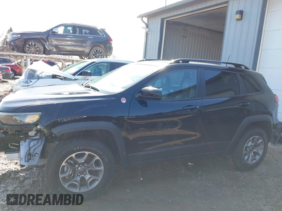 2022 Jeep Cherokee Trailhawk with VIN 1C4PJMBX0ND500947, listed as a IAAI auction lot 41691906 with 16,163 mi miles. Bid and sale history available at carsss.com. Image 15.