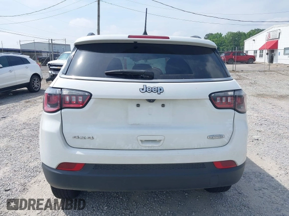 2023 Jeep Compass Latitude с VIN 3C4NJDBN2PT566984, выставлен на аукционе IAAI как лот 42492185 с пробегом 50 245 миль миль и . История ставок и продаж доступна на DreamBid. Изображение 16.
