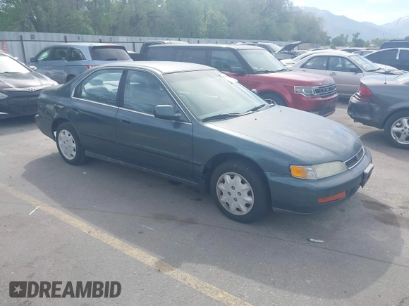 1997 Honda Accord LX z VIN 1HGCD5636VA178059, wystawiony jako IAAI lot #42228506 z przebiegiem 264 174 mil mil oraz . Historia ofert i sprzedaży dostępna na DreamBid. Obrazek 1.
