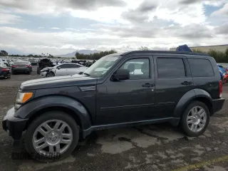 2011 Dodge Nitro Heat z VIN 1D4PT4GK7BW565837, wystawiony jako Copart lot #55820625 z przebiegiem 139 988 mil mil oraz Szkoda całkowita • Salvage title. Historia ofert i sprzedaży dostępna na DreamBid. Obrazek 1.