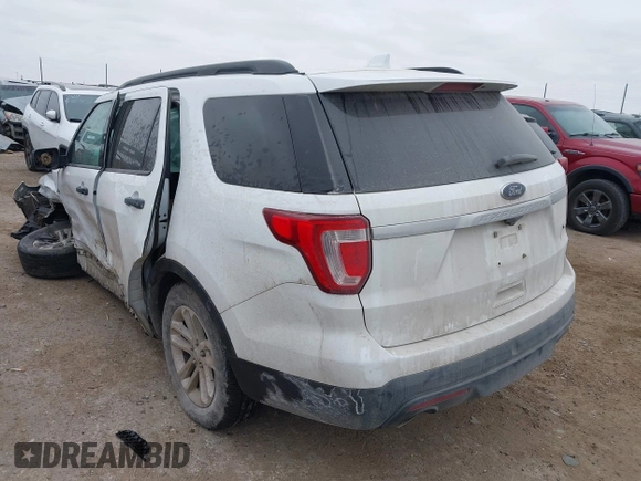 2016 Ford Explorer with VIN 1FM5K8B88GGA34833, listed as a IAAI auction lot 41614997 with 203,128 mi miles and . Bid and sale history available at carsss.com. Image 3.