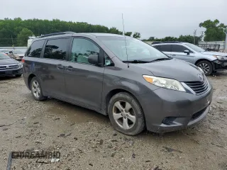 2013 Toyota Sienna LE AAS with VIN 5TDKK3DC3DS305228, listed as a Copart auction lot 57238075 with 204,001 mi miles and Salvage title. Bid and sale history available at DreamBid. Image 4.