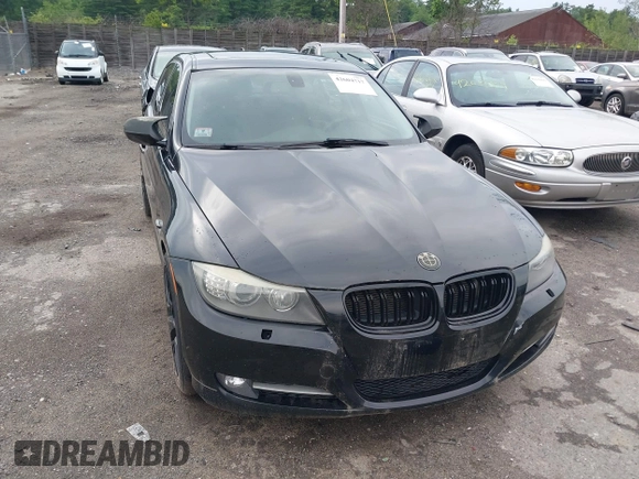 2011 BMW 3 Series 335i xDrive с VIN WBAPL5C53BA742364, выставлен на аукционе IAAI как лот 42604717 с пробегом 157 418 миль миль и . История ставок и продаж доступна на DreamBid. Изображение 12.