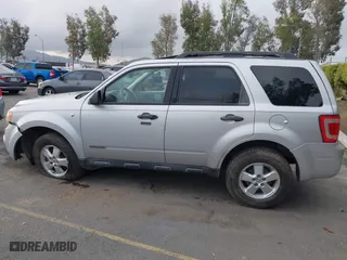 2008 Ford Escape XLT with VIN 1FMCU03108KA62726, listed as a IAAI auction lot 41921634 with 201,169 mi miles. Bid and sale history available at carsss.com. Image 14.