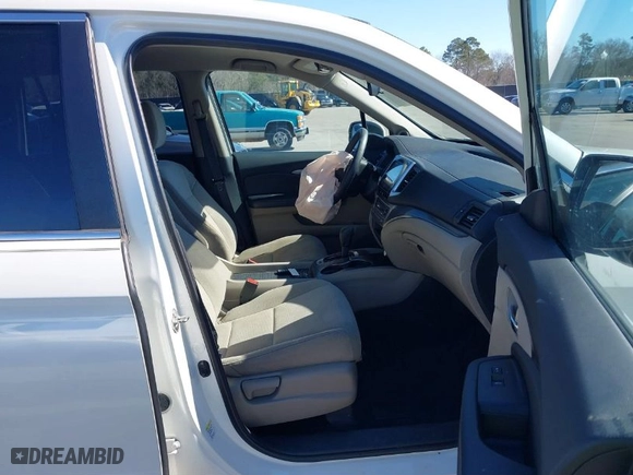 2016 Honda Pilot EX with VIN 5FNYF6H32GB078939, listed as a IAAI auction lot 41641358 with 126,138 mi miles. Bid and sale history available at carsss.com. Image 5.