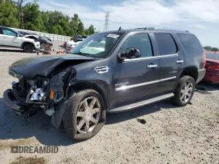 2011 Cadillac Escalade Luxury z VIN 1GYS4BEF7BR323900, wystawiony jako Copart lot #53950275 z przebiegiem 148 351 mil mil oraz Szkoda całkowita • Salvage title. Historia ofert i sprzedaży dostępna na DreamBid. Obrazek 1.