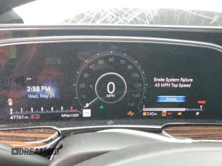 2021 Cadillac Escalade Premium Luxury z VIN 1GYS4CKL4MR193058, wystawiony jako Copart lot #57550955 z przebiegiem 47 761 mil mil oraz Szkoda całkowita • Salvage title. Historia ofert i sprzedaży dostępna na DreamBid. Obrazek 9.