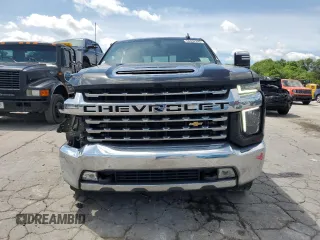 2022 Chevrolet Silverado 3500HD LTZ z VIN 1GC4YUEY6NF114086, wystawiony jako Copart lot #55552245 z przebiegiem 112 029 mil mil oraz Szkoda całkowita • Salvage title. Historia ofert i sprzedaży dostępna na DreamBid. Obrazek 5.