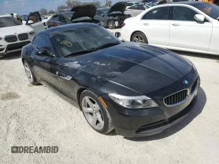2016 BMW Z4 sDrive28i with VIN WBALL5C51G5A21090, listed as a Copart auction lot 75275674 with 0 mi miles and Non Repairable. Bid and sale history available at carsss.com. Image 4.