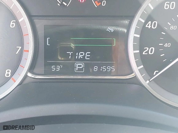 2014 Nissan Sentra SV with VIN 3N1AB7AP7EY236096, listed as a IAAI auction lot 41910890 with 81,595 mi miles. Bid and sale history available at carsss.com. Image 7.