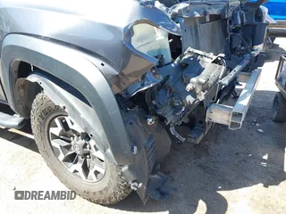 2016 Toyota Tacoma SR with VIN 5TFCZ5AN6GX032026, listed as a IAAI auction lot 42091523 with 159,259 mi miles and . Bid and sale history available at carsss.com. Image 6.