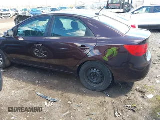 2011 Kia Forte EX with VIN KNAFU4A25B5330290, listed as a IAAI auction lot 41840190 with 111,569 mi miles. Bid and sale history available at carsss.com. Image 3.
