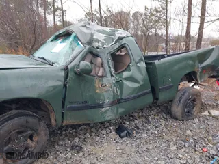 2002 Toyota Tundra SR5 with VIN 5TBRT34122S326071, listed as a IAAI auction lot 41537852 with 218,561 mi miles. Bid and sale history available at carsss.com. Image 6.