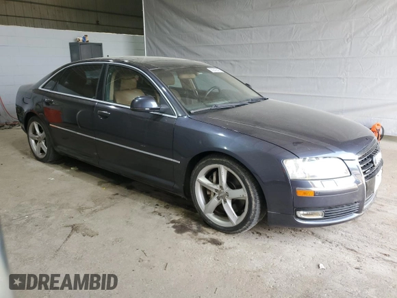 2009 Audi A8 4.2L z VIN WAUMV94E09N007038, wystawiony jako Copart lot #56249245 z przebiegiem 86 589 mil mil oraz Czysty tytuł • Clean title. Historia ofert i sprzedaży dostępna na DreamBid. Obrazek 4.