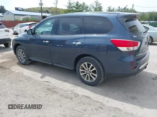 2014 Nissan Pathfinder SV with VIN 5N1AR2MM7EC713787, listed as a IAAI auction lot 42099074 with 136,321 mi miles. Bid and sale history available at carsss.com. Image 3.