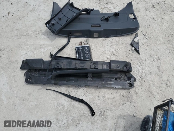 2020 Nissan Pathfinder SV z VIN 5N1DR2BN5LC641512, wystawiony jako Copart lot #64080635 z przebiegiem Nie podano mil oraz Nie do naprawy • Non repairable. Historia ofert i sprzedaży dostępna na DreamBid. Obrazek 13.