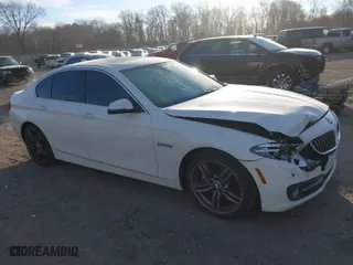 2015 BMW 5 Series 528i xDrive with VIN WBA5A7C54FD622666, listed as a IAAI auction lot 41351536 with 152,383 mi miles. Bid and sale history available at carsss.com. Image 1.
