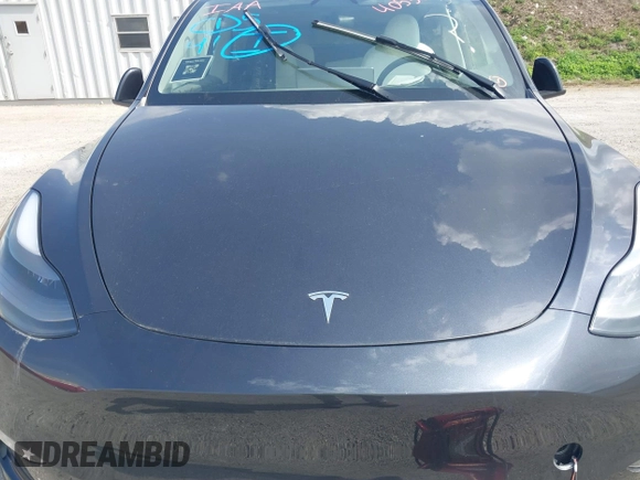 2024 Tesla Model Y Long Range z VIN 7SAYGAEE5RF074699, wystawiony jako IAAI lot #40537868 z przebiegiem Nie podano mil oraz . Historia ofert i sprzedaży dostępna na DreamBid. Obrazek 10.