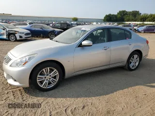 2015 Infiniti Q40 with VIN JN1CV6AR3FM523158, listed as a Copart auction lot 71269224 with 102,566 mi miles and Clean Title. Bid and sale history available at carsss.com. Image 1.