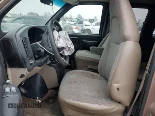 1998 Chevrolet Express with VIN 1GAHG39R1W1040343, listed as a Copart auction lot 80945844 with Not Provided miles and Salvage Title. Bid and sale history available at carsss.com. Image 7.
