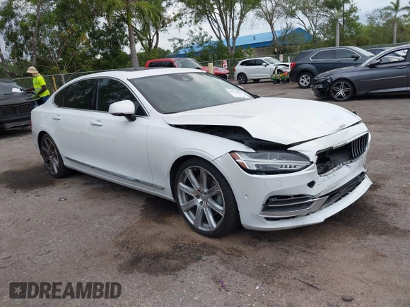 2018 Volvo S90 Inscription with VIN LVY992ML3JP005482, listed as a IAAI auction lot 41966556 with 136,908 mi miles. Bid and sale history available at carsss.com. Image 1.