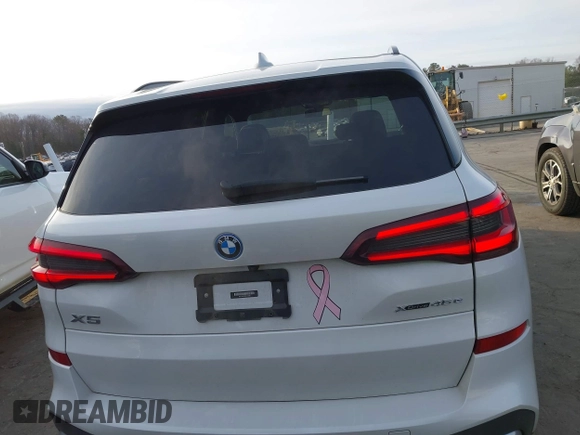 2022 BMW X5 xDrive45e with VIN 5UXTA6C06N9J12490, listed as a IAAI auction lot 41470046 with 38,207 mi miles. Bid and sale history available at carsss.com. Image 16.