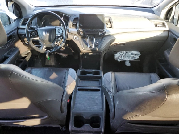 2018 Honda Odyssey EX-L with VIN 5FNRL6H76JB017259, listed as a Copart auction lot 46359145 with 177,556 mi miles and Salvage Title. Bid and sale history available at carsss.com. Image 8.