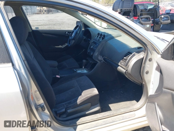 2008 Nissan Altima SL with VIN 1N4AL21EX8N498584, listed as a IAAI auction lot 41861570 with 168,403 mi miles and . Bid and sale history available at DreamBid. Image 5.