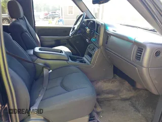 2003 Chevrolet Avalanche with VIN 3GNEC13T03G327322, listed as a IAAI auction lot 42309223 with 223,727 mi miles and . Bid and sale history available at DreamBid. Image 5.