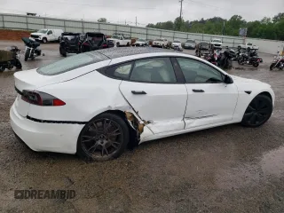 2021 Tesla Model S Long Range z VIN 5YJSA1E5XMF439827, wystawiony jako Copart lot #56117755 z przebiegiem Nie podano mil oraz Szkoda całkowita • Salvage title. Historia ofert i sprzedaży dostępna na DreamBid. Obrazek 3.