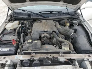 2003 Lincoln Town Car Cartier with VIN 1LNHM83W23Y627418, listed as a Copart auction lot 43817895 with 141,414 mi miles and Salvage Title. Bid and sale history available at carsss.com. Image 11.