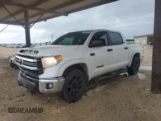 2017 Toyota Tundra SR5 z VIN 5TFEW5F15HX224577, wystawiony jako Copart lot #55704725 z przebiegiem 86 979 mil mil oraz Szkoda całkowita • Salvage title. Historia ofert i sprzedaży dostępna na DreamBid. Obrazek 1.