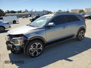 2024 Kia Niro EX Touring with VIN KNDCR3LE5R5171886, listed as a Copart auction lot 50422965 with 31,749 mi miles and Salvage Title. Bid and sale history available at carsss.com. Image 1.