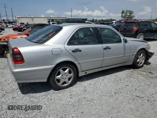 2000 Mercedes-Benz C 230 Kompressor with VIN WDBHA24G1YA833250, listed as a Copart auction lot 55699635 with 75,805 mi miles and Salvage Title. Bid and sale history available at DreamBid. Image 3.