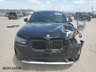 2024 BMW X4 xDrive30i with VIN 5UX33DT03R9U08801, listed as a Copart auction lot 52982635 with 25,238 mi miles and Salvage Title. Bid and sale history available at carsss.com. Image 5.