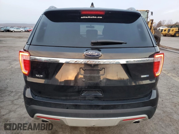 2017 Ford Explorer XLT z VIN 1FM5K8DH2HGA48337, wystawiony jako Copart lot #48698305 z przebiegiem 130 341 mil mil oraz Szkoda całkowita • Salvage title. Historia ofert i sprzedaży dostępna na DreamBid. Obrazek 6.