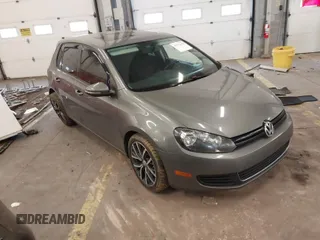 2013 Volkswagen Golf w/Conv & Sunroof с VIN WVWDB7AJ3DW134712, выставлен на аукционе IAAI как лот 41702448 с пробегом 151 691 миль миль и . История ставок и продаж доступна на DreamBid. Изображение 1.