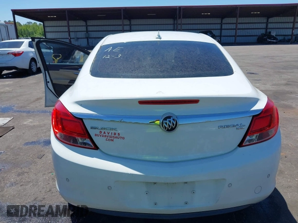 2011 Buick Regal CXL RL6 with VIN W04GU5GC4B1034384, listed as a IAAI auction lot 42053618 with 1 mi miles. Bid and sale history available at carsss.com. Image 15.