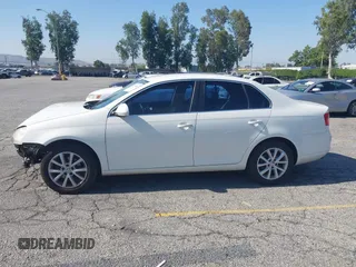 2007 Volkswagen Jetta 2.5 with VIN 3VWRF71K87M122916, listed as a IAAI auction lot 42299956 with 164,536 mi miles and . Bid and sale history available at DreamBid. Image 14.