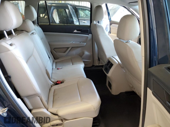 2019 Volkswagen Atlas SE с VIN 1V2DR2CA0KC501865, выставлен на аукционе Copart как лот 56335045 с пробегом 86 894 миль миль и Списание • Salvage title. История ставок и продаж доступна на DreamBid. Изображение 11.