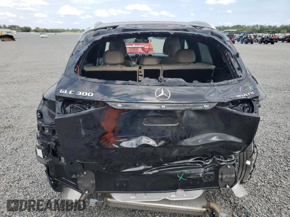 2024 Mercedes-Benz GLC 300 z VIN W1NKM4HB4RF089939, wystawiony jako Copart lot #48297345 z przebiegiem 24 682 mil mil oraz Nie do naprawy • Non repairable. Historia ofert i sprzedaży dostępna na DreamBid. Obrazek 6.