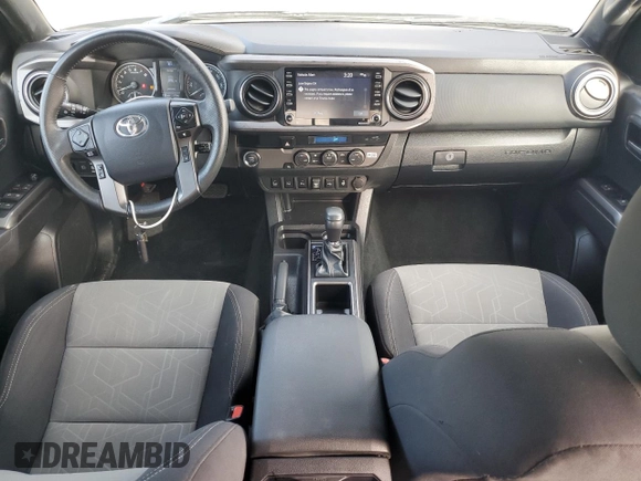 2023 Toyota Tacoma SR5 z VIN 3TMAZ5CN3PM210839, wystawiony jako Copart lot #88169495 z przebiegiem 17 766 mil mil oraz Czysty tytuł • Clean title. Historia ofert i sprzedaży dostępna na DreamBid. Obrazek 8.