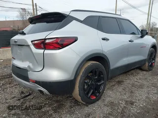 2022 Chevrolet Blazer LT with VIN 3GNKBHR4XNS193126, listed as a IAAI auction lot 41660719 with 41,757 mi miles and . Bid and sale history available at DreamBid. Image 4.