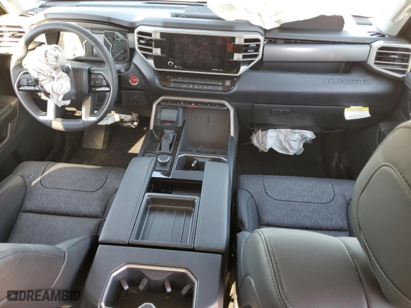 2024 Toyota Tundra 4WD SR5 with VIN 5TFLA5DB0RX135020, listed as a Copart auction lot 87130584 with 13,978 mi miles and Salvage Title. Bid and sale history available at carsss.com. Image 8.